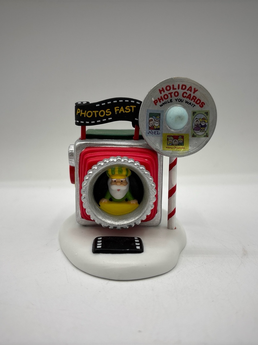 Department 56 2005 Vintage HVC North Pole Series Holiday Card Photo Hut 56.57202